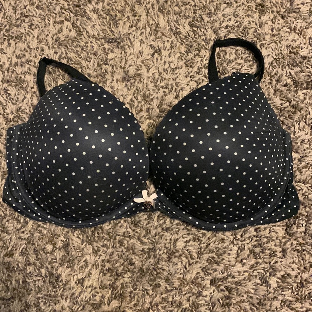 VS Black Bra